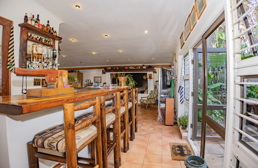 4 Bedroom Property for Sale in Oostersee Western Cape